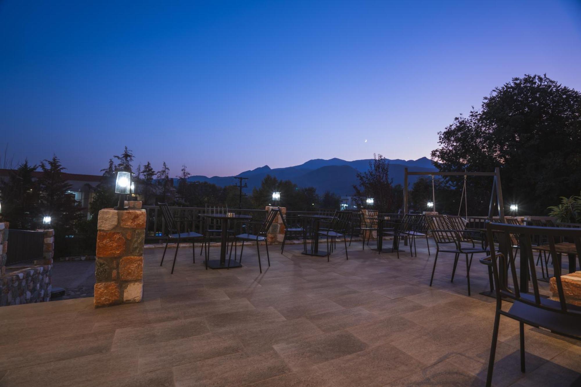 Alkyonis Hotel & Spa Káto Loutrákion エクステリア 写真